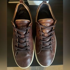 Practically New Men’s Ecco shoe